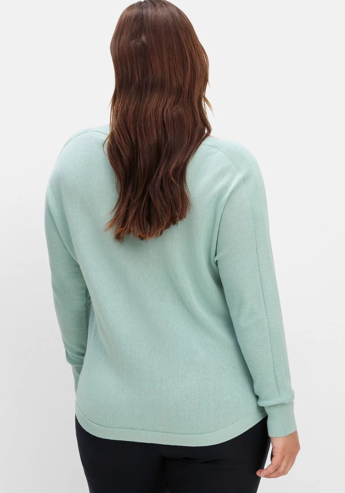 Pullover mit U-Boot-Ausschnitt