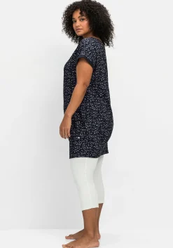 Relax-Shirtkleid mit Alloverdruck und breitem Saum