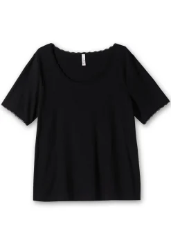 Rippshirt im Ajourmuster, mit Spitzendetails