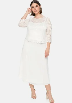 Rock in leicht ausgestellter Form