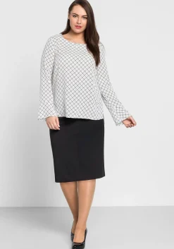 Rock mit Bodyforming-Effekt