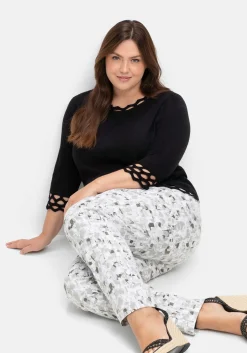 Schmale Bengalinhose mit Alloverdruck