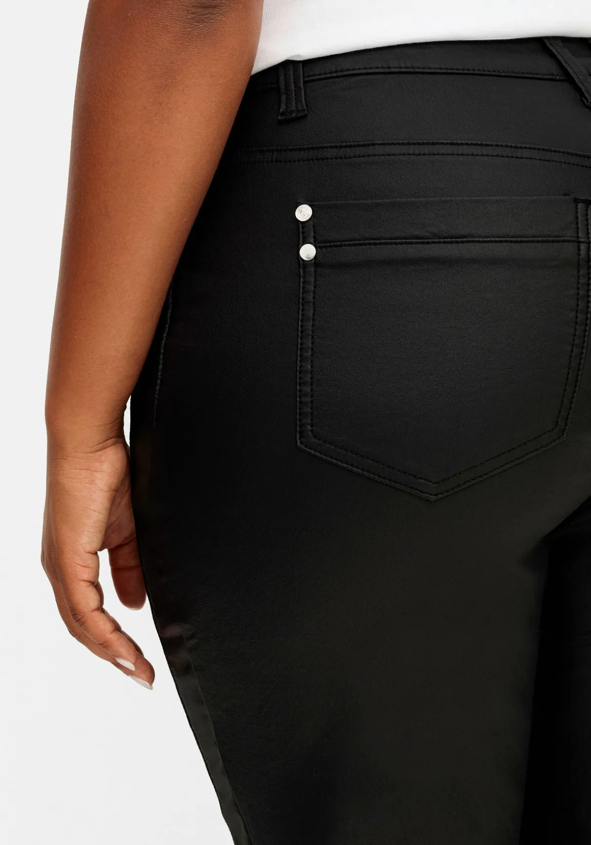 Schmale beschichtete Thermohose, innen angeraut