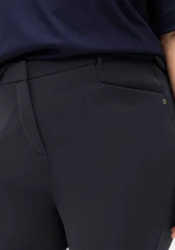 Schmale gepflegte Hose mit Teilgummibund