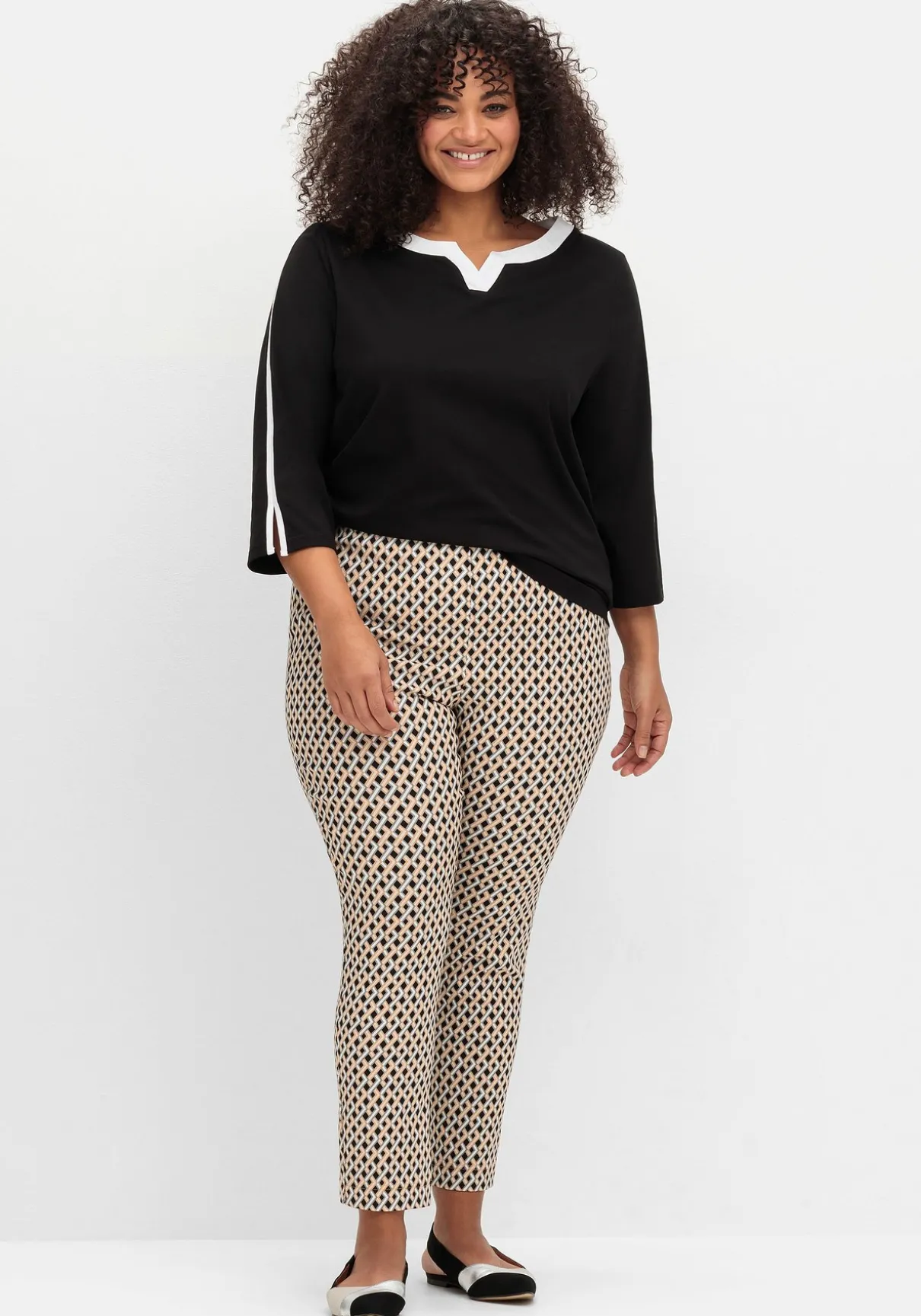 Schmale Hose aus Bengalin, mit Grafik-Alloverprint