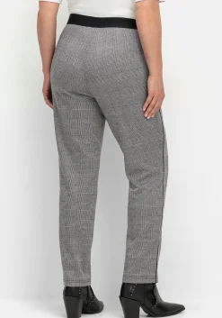 Schmale Hose mit grafischem Muster und Stretchbund