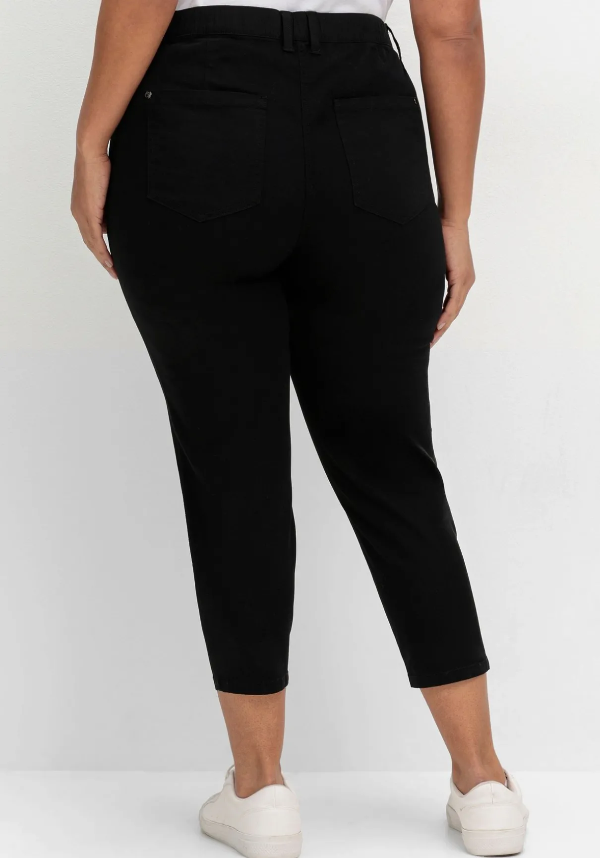 Schmale 7/8-Hose mit Gummibund