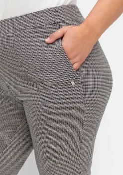 Schmale Hose mit Karomuster und Stretchbund