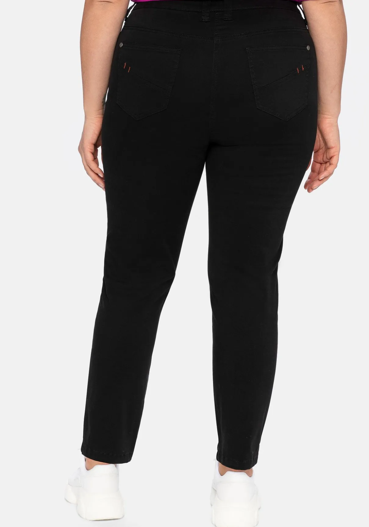 Schmale Stretchhose in Twill-Qualität