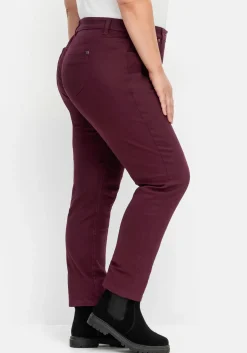 Schmale Twillhose mit Stickerei und Ziernähten