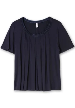 Shirt in A-Linie mit dekorativer Blende, aus Viskose-Jersey