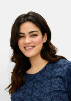 Shirt mit Alloverprint, leicht tailliert