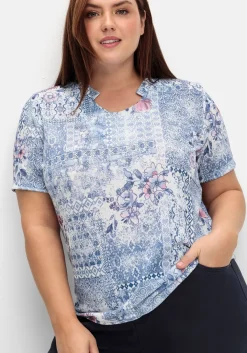 Shirt mit Alloverprint und V-Ausschnitt