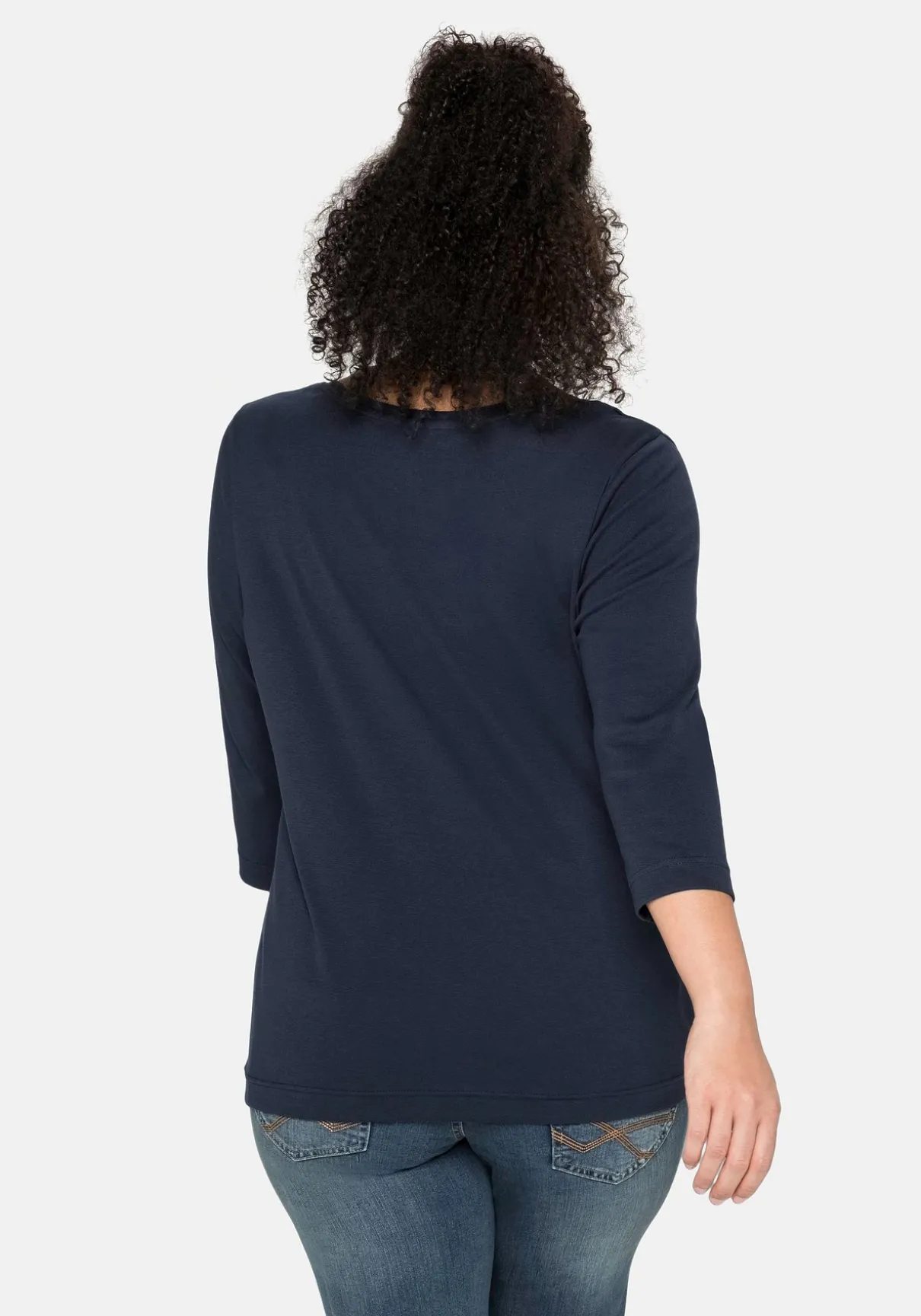 Shirt mit 3/4-Arm und weitem Rundhalsausschnitt