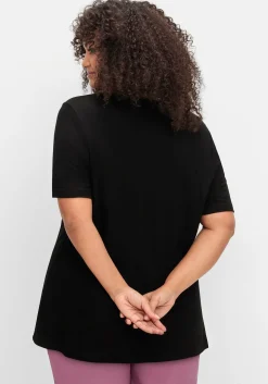 Shirt mit Faltendetails und Ziersteinen