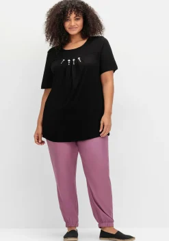 Shirt mit Faltendetails und Ziersteinen