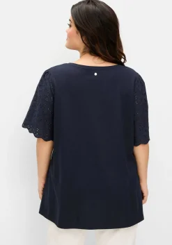 Shirt mit Flügelärmeln aus Lochspitze