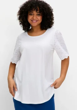 Shirt mit Flügelärmeln aus Lochspitze