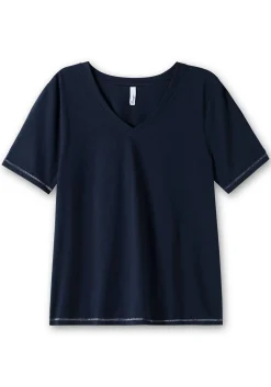 Shirt mit kleinem Glitzerdruck auf der Schulter