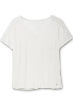 Shirt mit Spitze und V-Ausschnitt, aus Flammgarnjersey