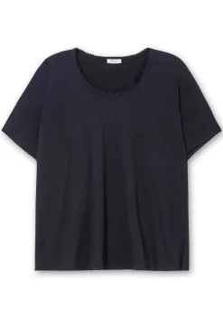 Shirt mit Spitzenborte am Ausschnitt