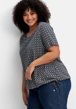 Shirt mit Tunnelzug am Saum und Alloverprint