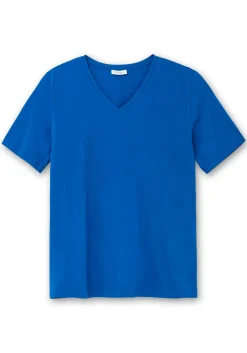 Shirt mit V-Ausschnitt, aus leichtem Jersey
