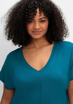 Shirt mit V-Ausschnitt und Zierpaspel vorn