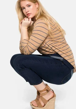 Skinny Jeans in 7/8-Länge, mit Stickerei vorn