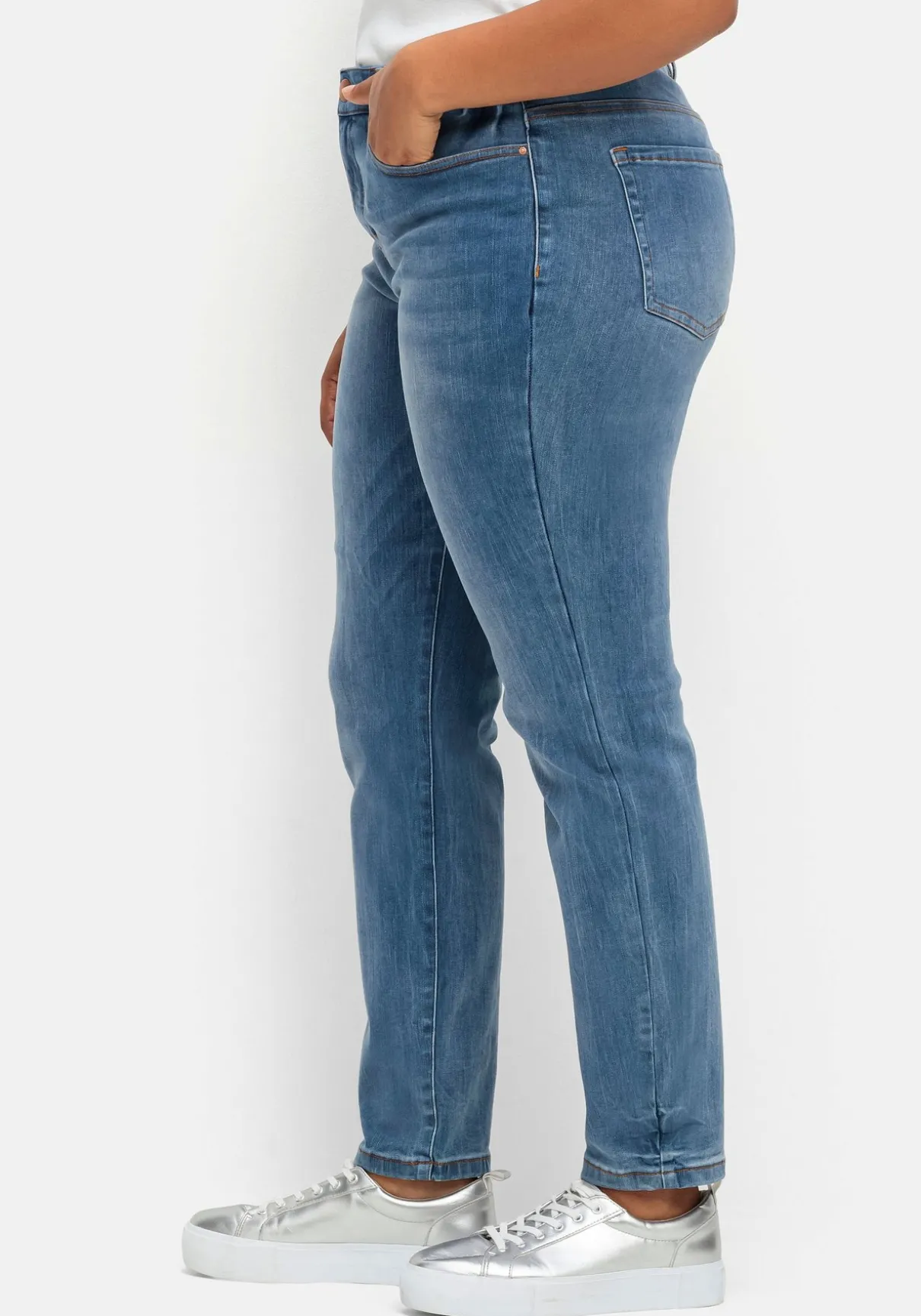 Skinny Stretch-Jeans mit Bodyforming-Effekt