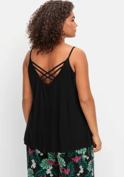 Spaghettitop mit tiefem Rückenausschnitt