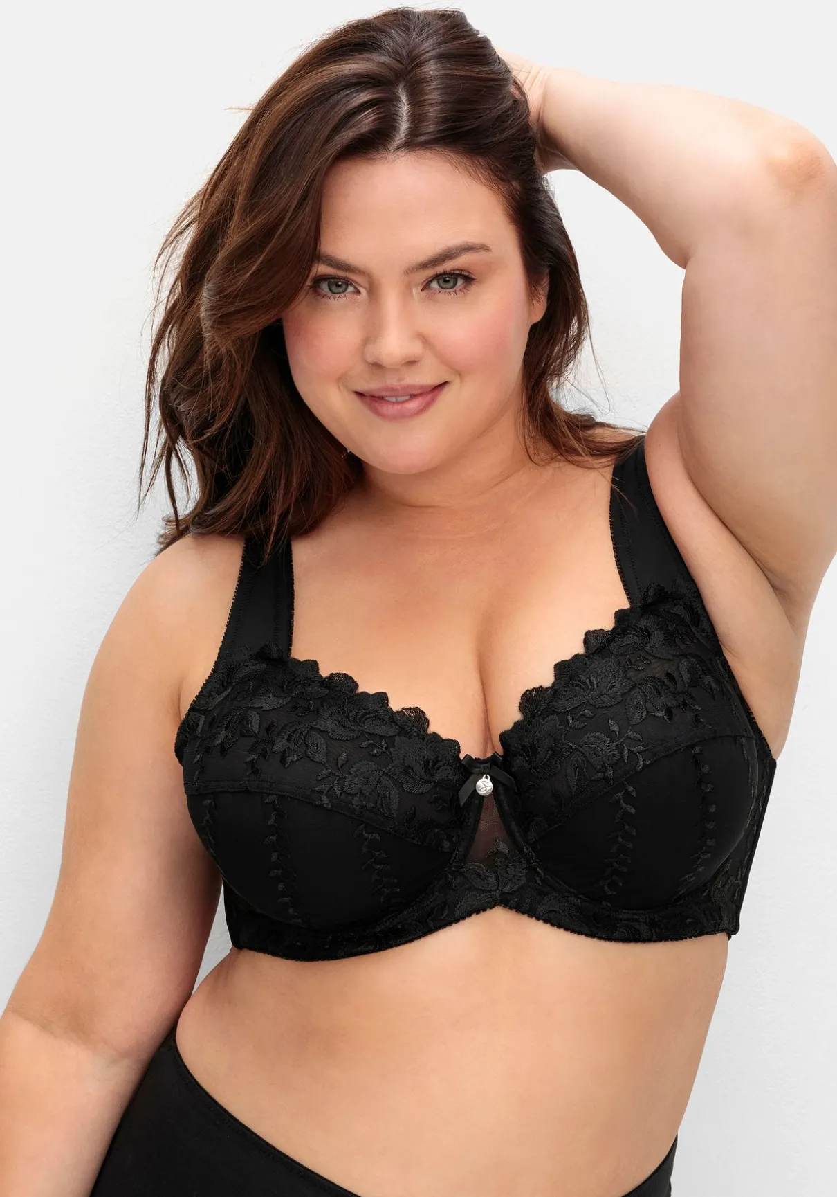 Spitzen-BH mit Bügeln und wattierten Cups