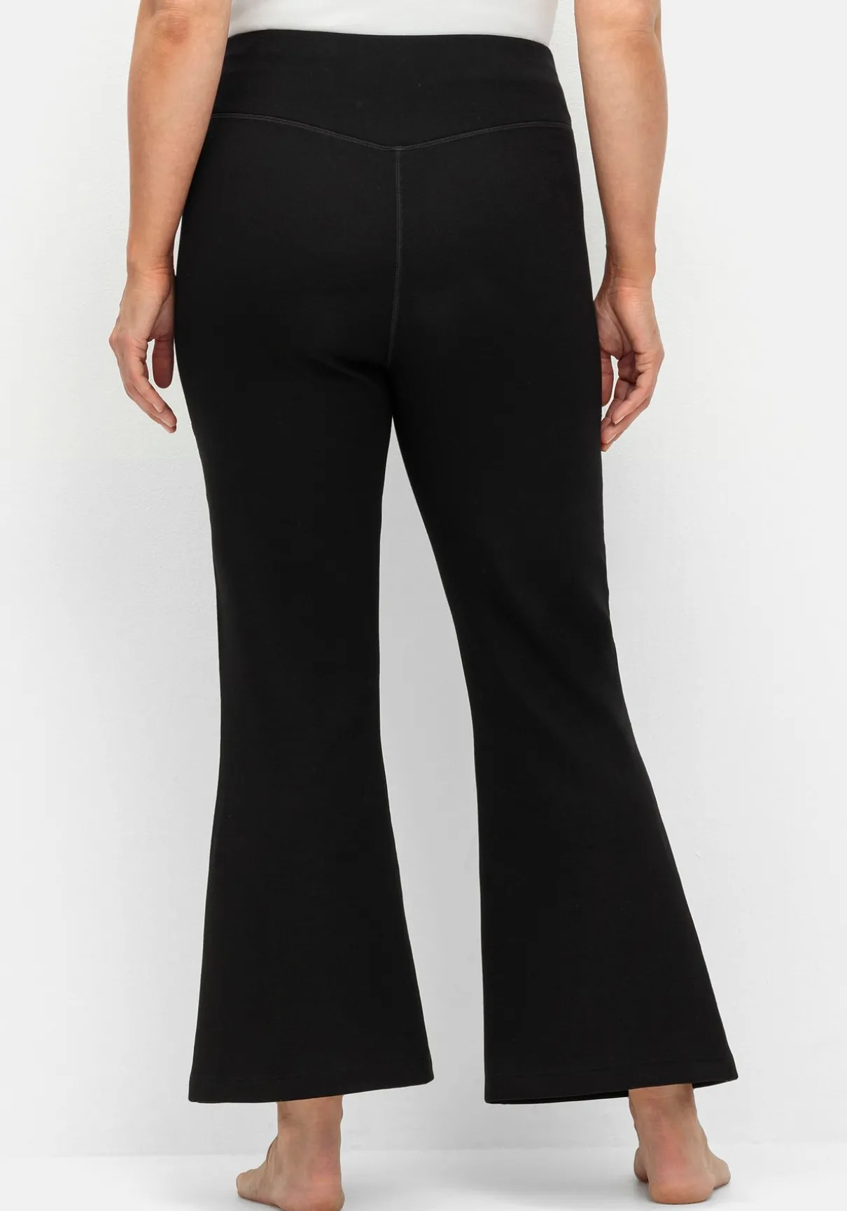 Sport-Jazzpants in Bootcut-Beinform