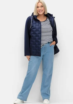 Steppjacke im Materialmix, mit Kapuze