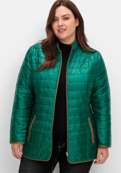 Steppjacke mit Stehkragen und Kontrastdetails