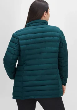 Steppjacke mit Stehkragen und Teilungsnähten