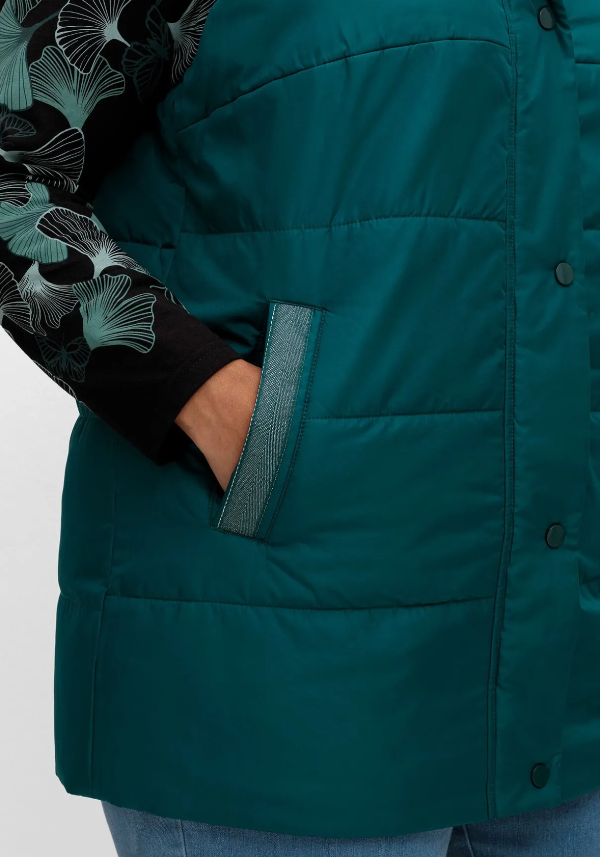 Steppweste mit Kapuze und Glitzer-Details