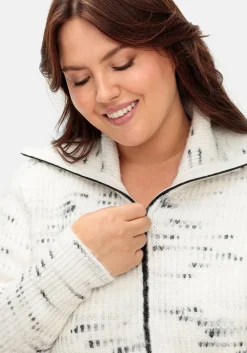 Strickjacke mit Troyerkragen und Reißverschluss