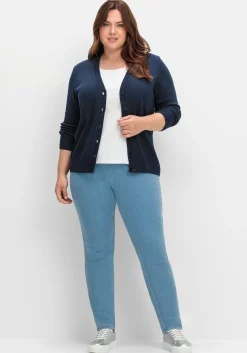 Strickjacke mit V-Ausschnitt und Knöpfen, tailliert