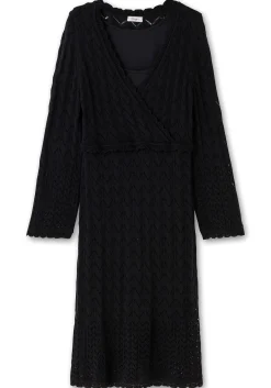 Strickkleid im Ajourmuster und in Wickeloptik