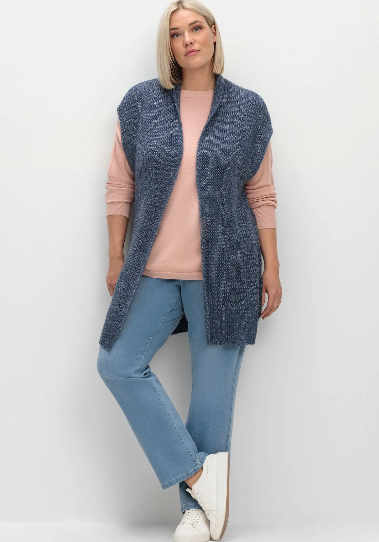 Strickweste in offener Form und melierter Optik