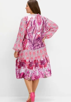 Stufenkleid in Knielänge mit Ballonärmeln