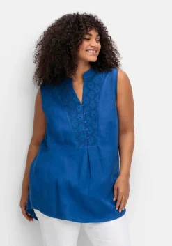 Top mit dekorativem Spitzenbesatz