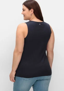 Top mit doppellagigem Vorderteil