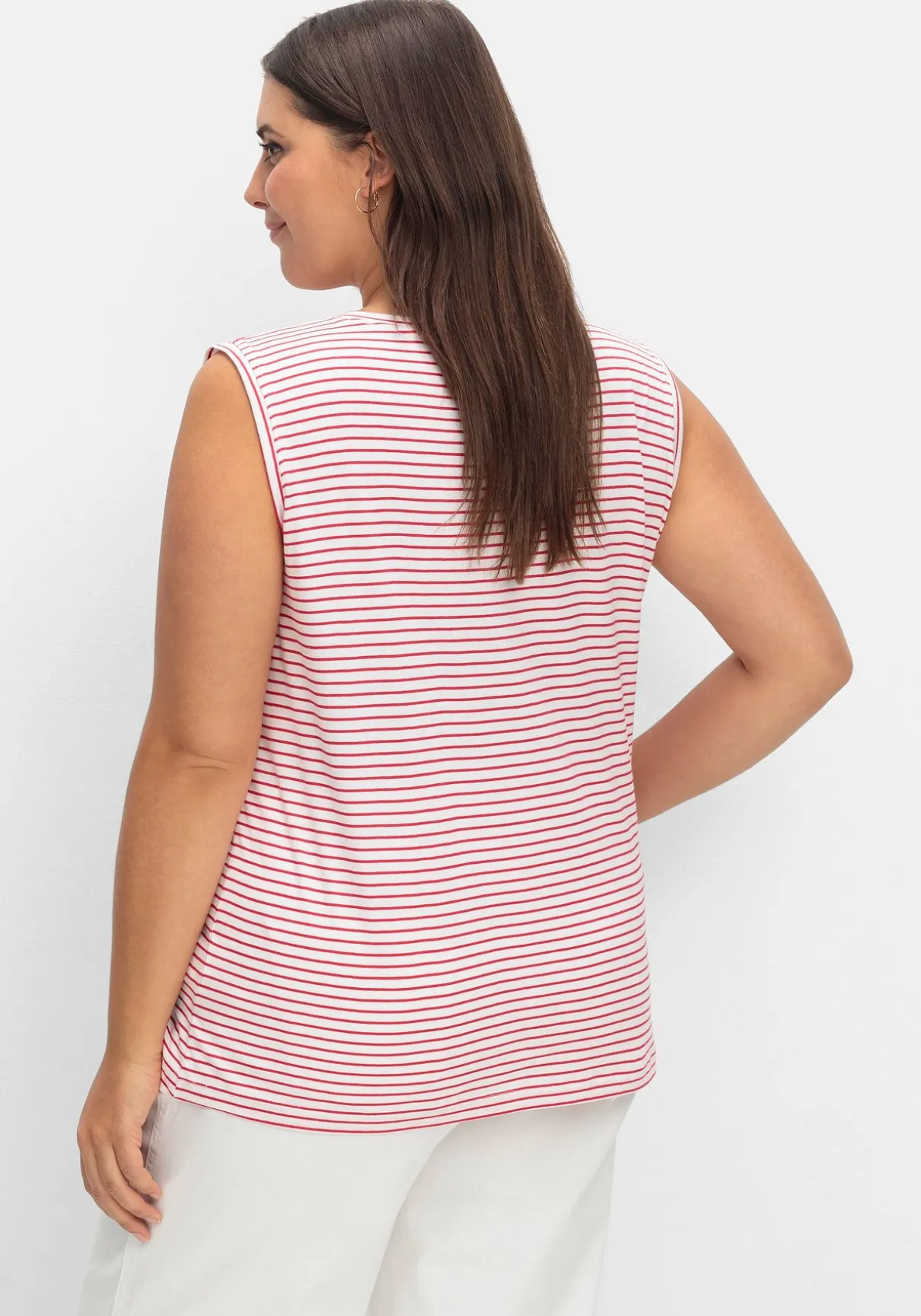 Top mit kurzer Knopfleiste