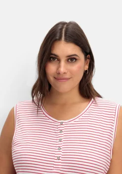 Top mit kurzer Knopfleiste