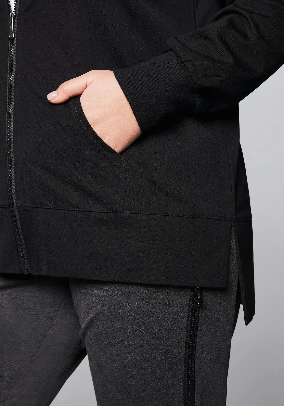 Trainingsjacke mit Kapuze, aus Sweat