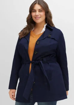 Trenchcoat in Kurzform