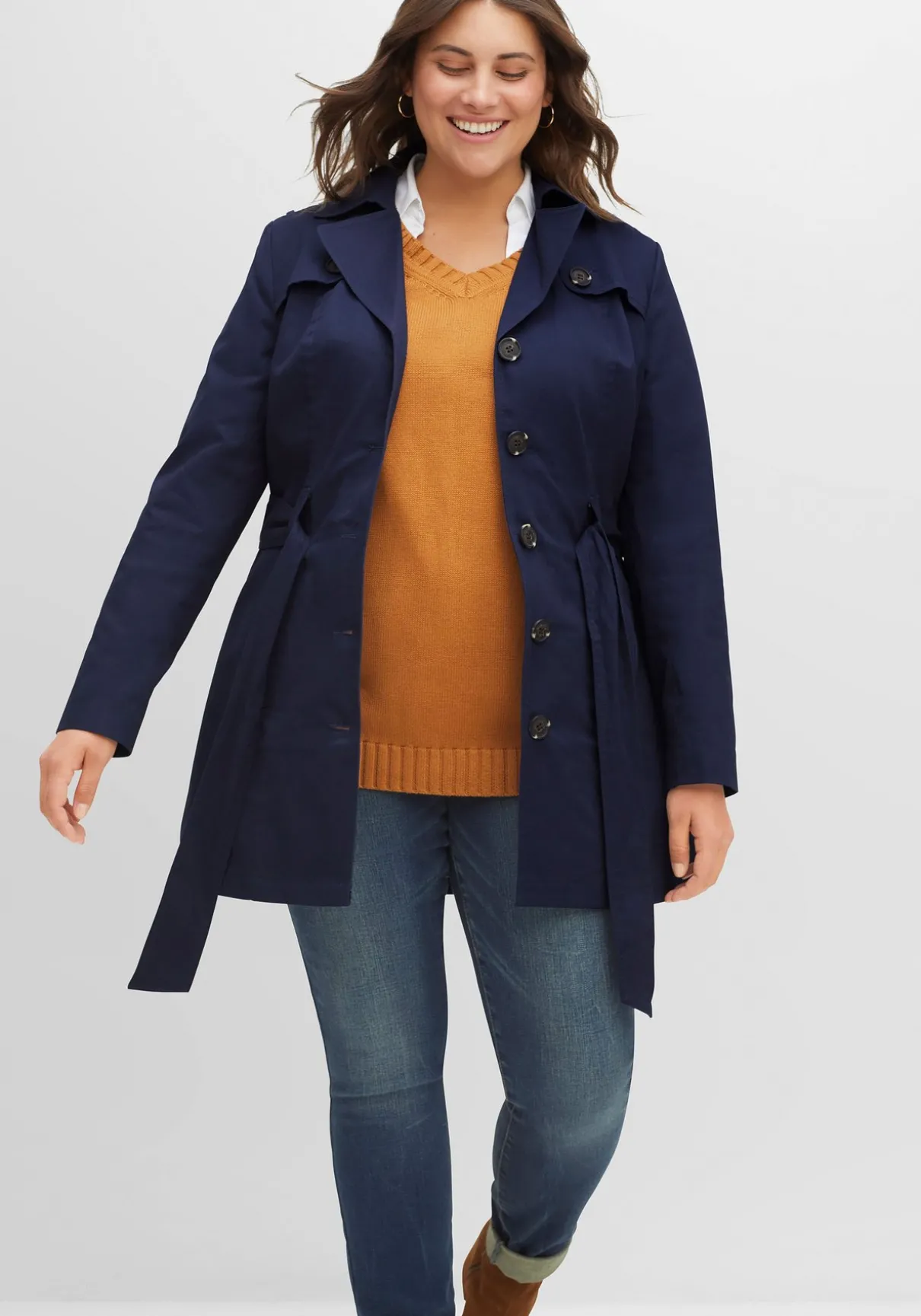 Trenchcoat in Kurzform