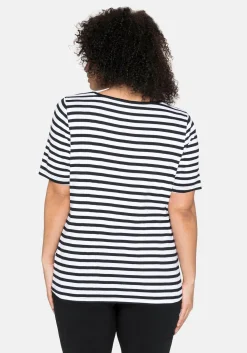 T-Shirt mit Streifen und Rundhalsausschnitt